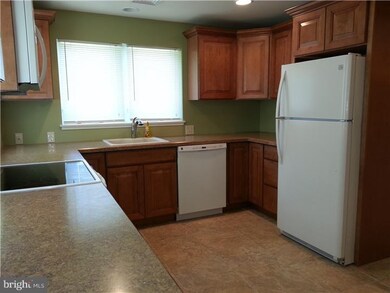 1180 Willow Grove Rd, Monroeville, NJ 08343 - photo 5