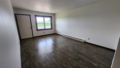 4159 130th St unit 1 & 2, Chippewa Falls, WI 54729 - photo 3