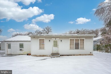 335 Margate Dr, Glen Burnie, MD 21060 - photo 4