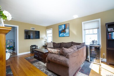 4 Williams Park Rd, Albany, NY 12211 - photo 6