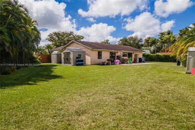 15045 SW 68th Terrace, Miami, FL 33193 - photo 5