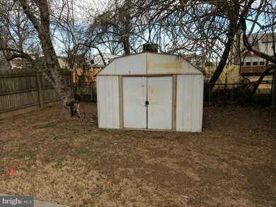 8553 Summit Rd, Pasadena, MD 21122 - photo 3