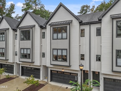 810 Maple Berry Ln unit 105, Raleigh, NC 27608 - photo 4