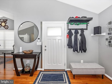 8 3rd Ave, Brunswick, MD 21716 - photo 3