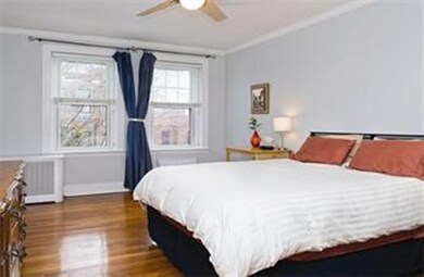 323 Tappan St unit 5, Brookline, MA 02445 - photo 6