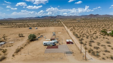 N Cotton Rd at Corner