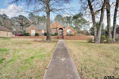 10935 Deer Creek Dr, Tyler, TX 75707 - photo 2