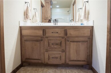 2633 SE 7th St, Moore, OK 73160 - photo 6