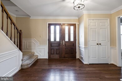 9136 Scott St, Springfield, VA 22153 - photo 2