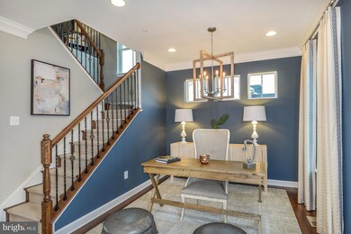 304 Lehigh Dr unit (COLUMBIA), Winchester, VA 22602 - photo 5