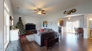 20-web-or-mls-3270-Austin-Ave-New-Bern-N