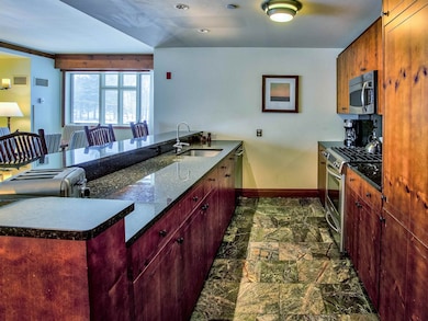 7412 Mountain Rd unit 3-48, Stowe, VT 05672 - photo 3