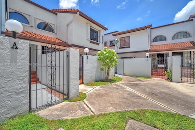 1321 SW 124th Ct unit 18A, Miami, FL 33184 - photo 2