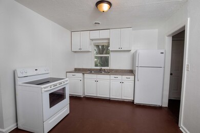 Locust Street House 008