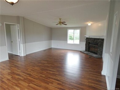 116 Riverfield Dr unit 58, Statesville, NC 28625 - photo 4