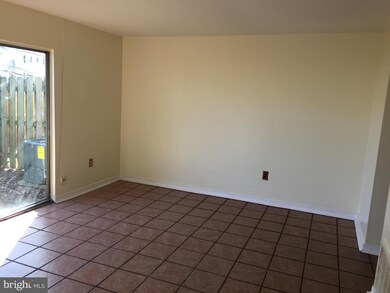 6453 Lamplighter Ridge, Glen Burnie, MD 21061 - photo 2