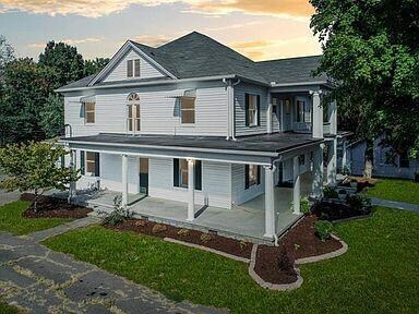 Exterior 2