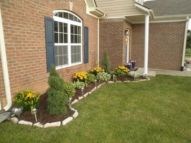 205 Hogan Dr, Frankfort, KY 40601 - photo 3