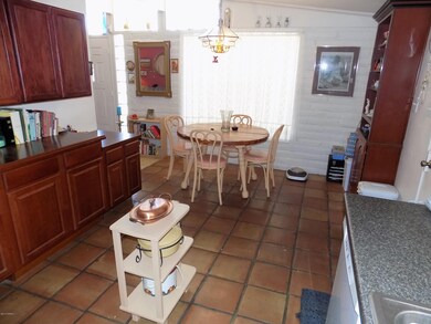 Eat in Kitchen