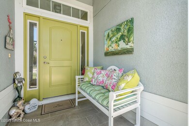 Screened Front Entry