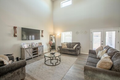 14941 Bert Cameron Ave, El Paso, TX 79938 - photo 3