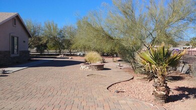 Paver walk ways
