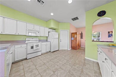 11493 Lake Cypress Loop, Fort Myers, FL 33913 - photo 6