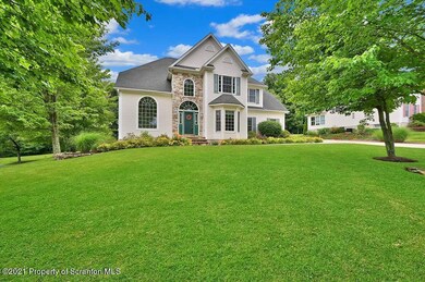 211 Elmwood Dr, Moscow, PA 18444 - photo 7