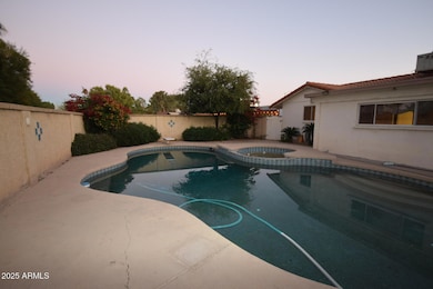 3926 E Laurel Ln, Phoenix, AZ 85028 - photo 4