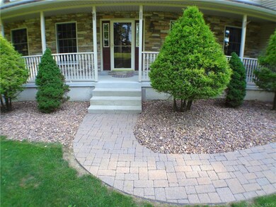 5782 Shady Ln, Bath, PA 18014 - photo 2