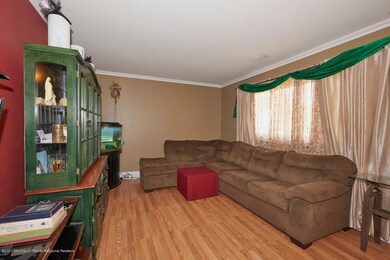 31 Hemlock St, Hazlet, NJ 07730 - photo 5