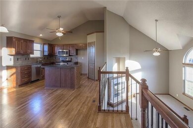 1708 Rolling Rock Rd, Raymore, MO 64083 - photo 6