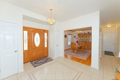 5 Pembrooke Ct, Albany, NY 12211 - photo 7