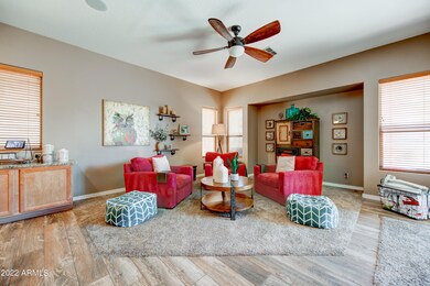 25801 N Singbush Loop, Phoenix, AZ 85083 - photo 4