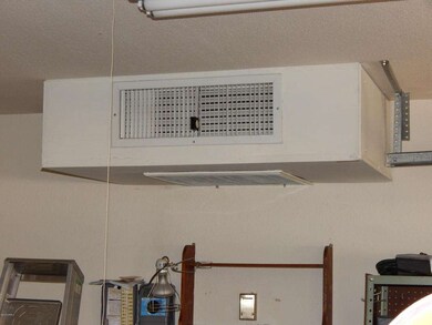 3301 W Jasper Dr, Chandler, AZ 85226 - photo 3