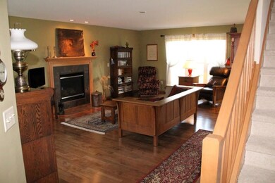 897 Sumac St, Oregon, WI 53575 - photo 3