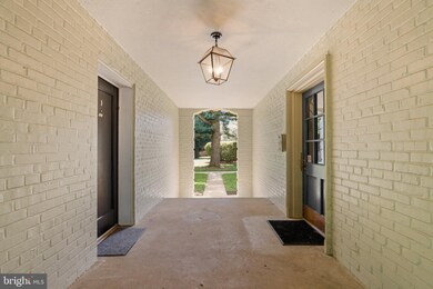 2210 Colston Dr unit 301, Silver Spring, MD 20910 - photo 4