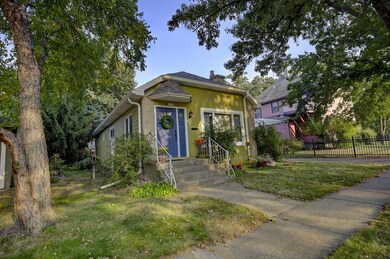 1909 Middleton St, Middleton, WI 53562 - photo 3