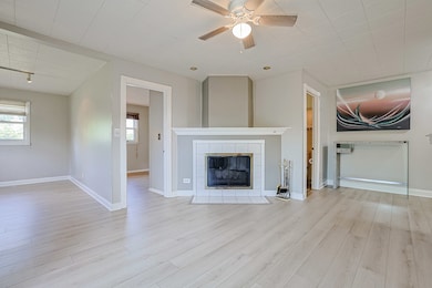 342 Cherry Ln, Glenview, IL 60025 - photo 6