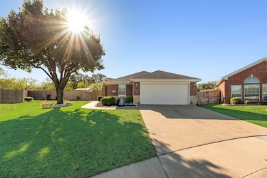 912 High Creek Dr, Euless, TX 76040 - photo 4