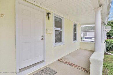 305 Hillside Ave Long Branch-large-016-0