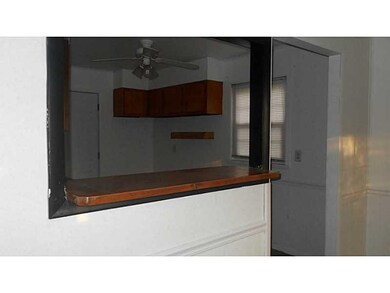 Other. Open counter from kitchen to living room