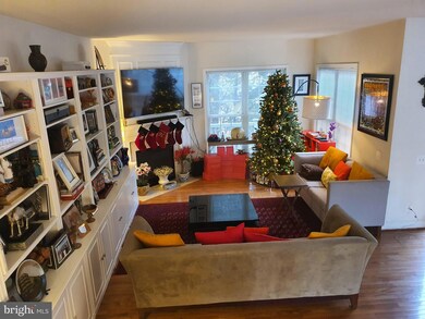 9249 Laurel Ridge Crossing Rd, Lorton, VA 22079 - photo 5