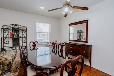 2009 Dundee Rd, Northbrook, IL 60062 - photo 5