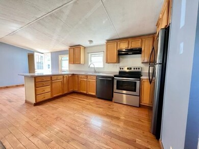 82 Fisherville Rd unit 18, Concord, NH 03303 - photo 2
