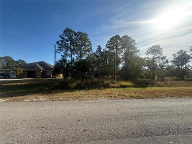 753/755 Eisenhower Blvd, Lehigh Acres, FL 33974 - photo 5