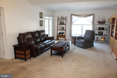 2013 Rudy Serra Dr unit 3D, Sykesville, MD 21784 - photo 2