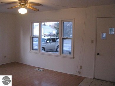 409 2nd St N, Oscoda, MI 48750 - photo 5