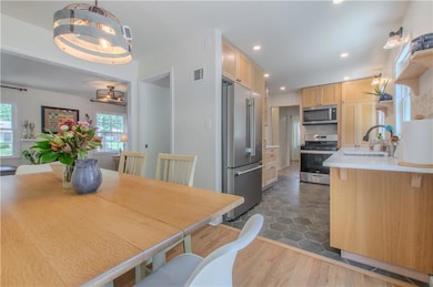 13517 Lowell Ave, Grandview, MO 64030 - photo 2