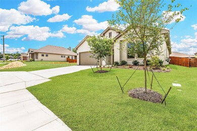 349 Clark Ave, Weatherford, TX 76085 - photo 2